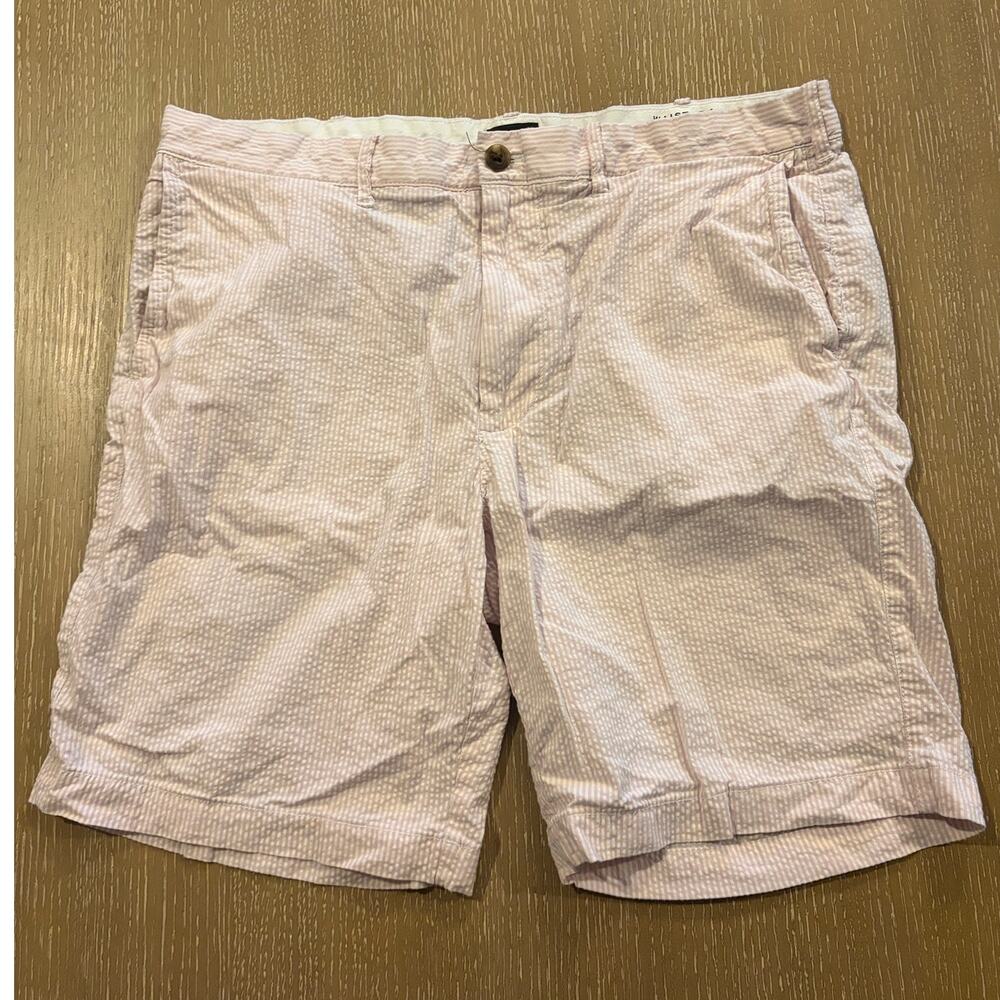 J.Crew Shorts‎ Men's 34 Pink Striped Seersucker Chino 9" Inseam Casual Classic